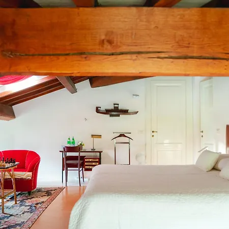 Dimora Divino Couette-café 3*
